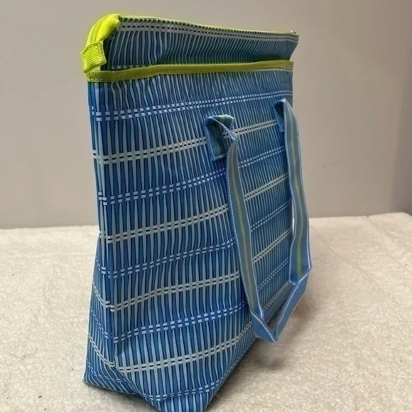 All For Color Insulated “Blue Rattan” Cooler Tote Bag - Picture 7 of 7